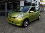 Daihatsu Sirion 2 1.0-12V Premium, Auto's, Daihatsu, Voorwielaandrijving, Gebruikt, 750 kg, Bedrijf