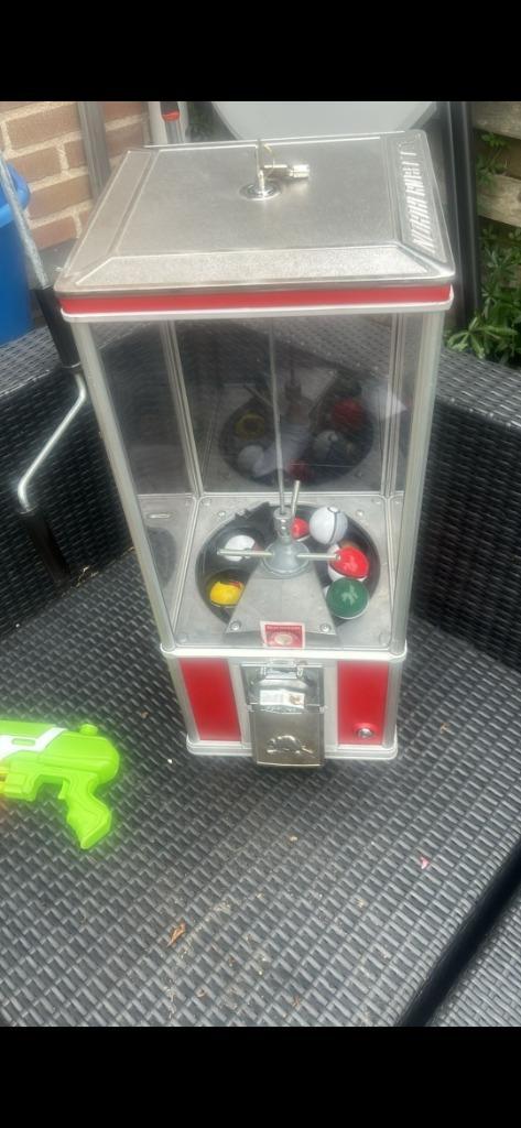 Vending machine pokemon, Hobby en Vrije tijd, Verzamelkaartspellen | Pokémon, Zo goed als nieuw, Overige typen, Ophalen of Verzenden
