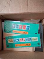 Opruimdoos postzegels hoofdzakelijk Nederland, Postzegels en Munten, Postzegels | Volle albums en Verzamelingen, Ophalen