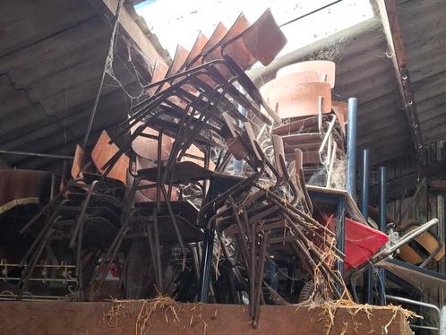 Glijbaan, Stoelen & Tafels - Opruiming!, Huis en Inrichting, Stoelen, Gebruikt, Vijf, Zes of meer stoelen, Hout, Kunststof, Metaal