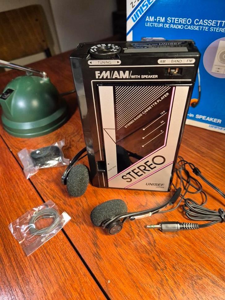 Zeldzame Unisef Z-20P Walkman - Nieuw in Doos, Audio, Tv en Foto, Walkmans, Discmans en Minidiscspelers, Ophalen of Verzenden
