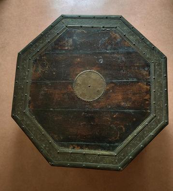 Antieke Perzische Tafel/Altaar - Koffietafel beschikbaar voor biedingen