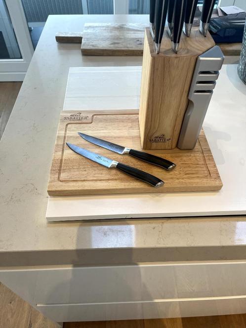 Nieuwe Sabatier messenset - nieuwprijs €280 nu voor €100, Huis en Inrichting, Keuken | Bestek, Nieuw, Bestekset, Rvs of Chroom