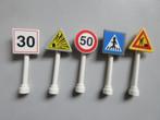 nr. 8522, 5 Verkeersbordjes. Verzenden is mogelijk., Ophalen, Zo goed als nieuw, Complete set, Lego