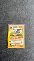 First edition Aerodactyl, prerelease, Hobby en Vrije tijd, Verzamelkaartspellen | Pokémon, Ophalen of Verzenden, Losse kaart
