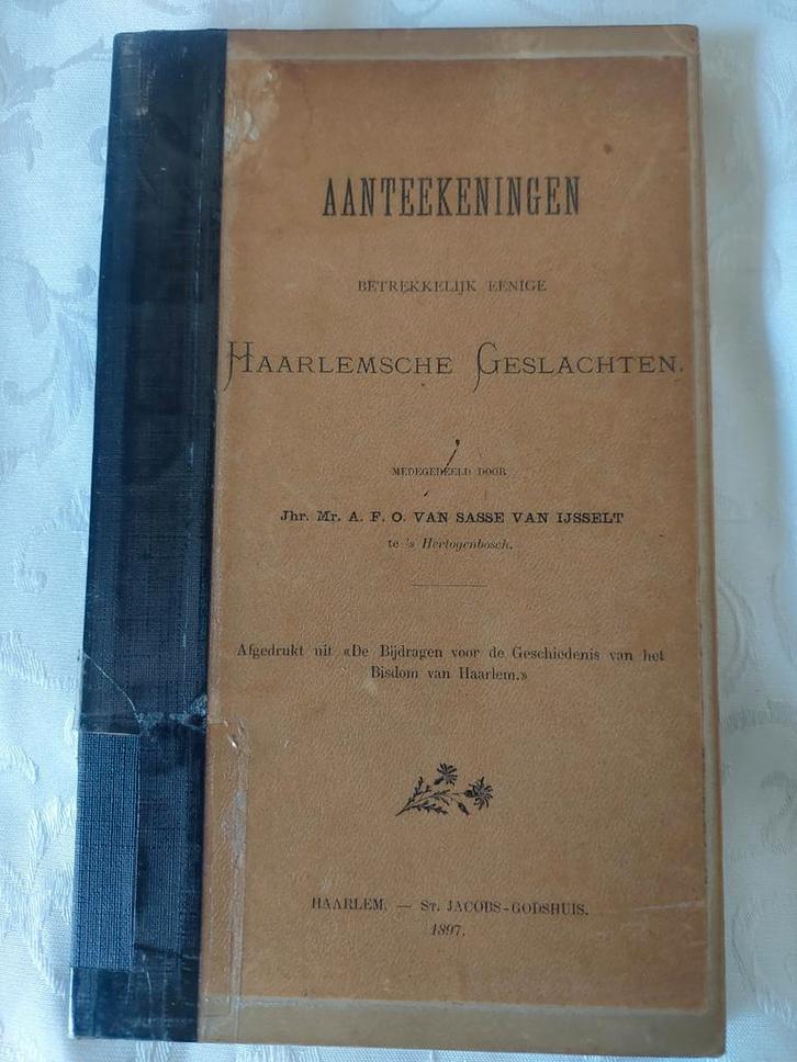 Aanteekeningen Haarlemse Geslachten - 1897, Antiek en Kunst, Antiek | Boeken en Bijbels, Ophalen of Verzenden