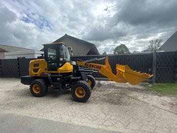 Hytec blanche shovel avant giant knikmops weidemann schaffer beschikbaar voor biedingen