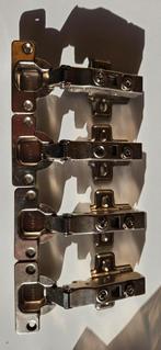 Keukenkast/ deur scharnieren merk  Emuca, Doe-het-zelf en Verbouw, Hang- en Sluitwerk, Ophalen of Verzenden, Zo goed als nieuw