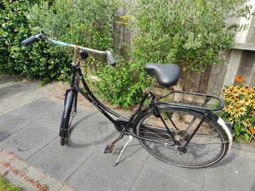 Omafiets stationsfiets beschikbaar voor biedingen