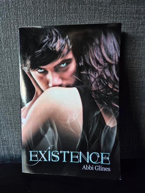 Abbi Glines - Existence, Boeken, Fantasy, Zo goed als nieuw, Ophalen of Verzenden