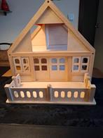 Poppenhuis met veranda, Ophalen of Verzenden, Zo goed als nieuw, Poppenhuis