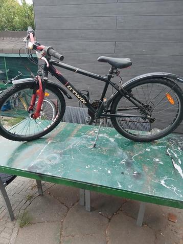 Btwin Mountainbike 24 inch - Jongensfiets beschikbaar voor biedingen