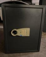 Mooie ZGAN Holland Safety kluis en brandkast!, Ophalen, Zo goed als nieuw, Brandkast