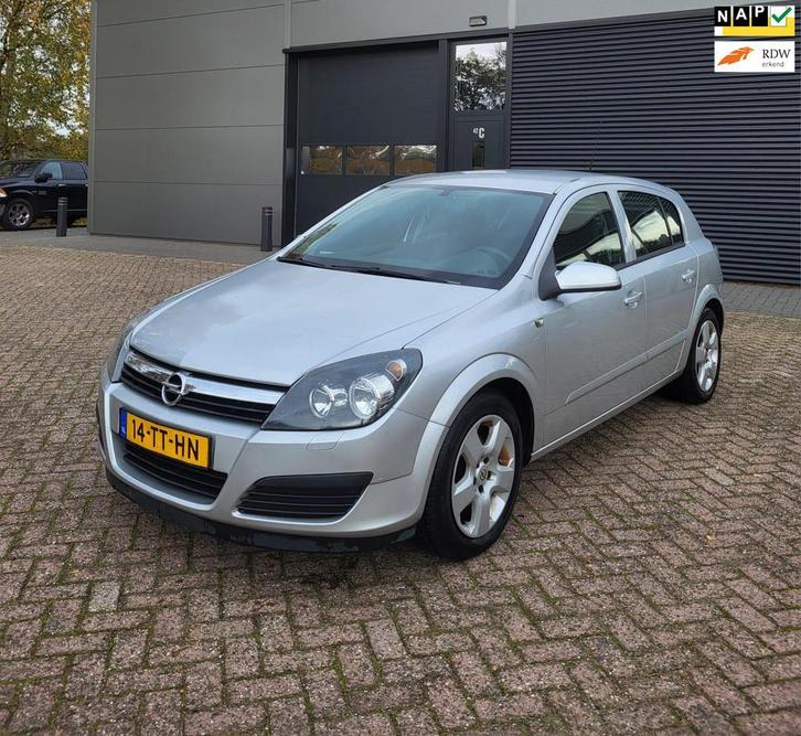 Opel Astra 1.6 Edition, Airco,Trekhaak,Nap,Goed onderhouden!, Auto's, Opel, Bedrijf, Te koop, Astra, ABS, Airbags, Airconditioning