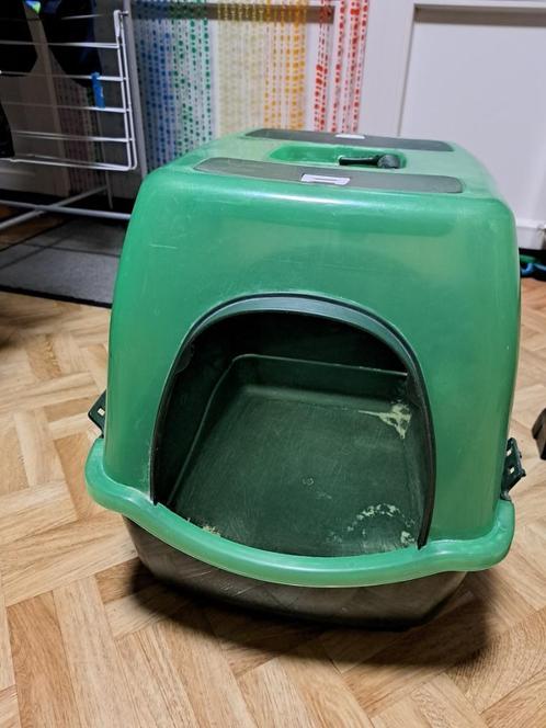 kattenbak groen in prima staat , alleen wat uitgebeten pl, Dieren en Toebehoren, Katten-accessoires, Gebruikt, Ophalen of Verzenden