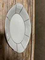 Porseleinen ovaal bordje van het merk Rosenthal, Ophalen, Zo goed als nieuw, Bord