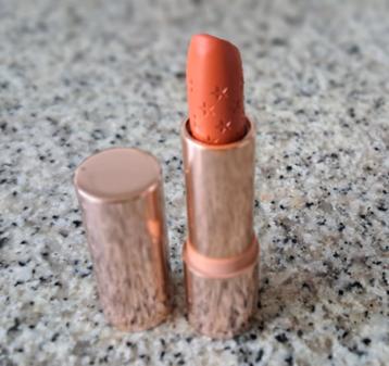 Colourpop lipstick 7 springs beschikbaar voor biedingen