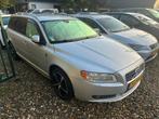 Volvo V70 2.4 D5 Momentum EXPORT, Auto's, Volvo, Gebruikt, 2000 kg, V70, Diesel