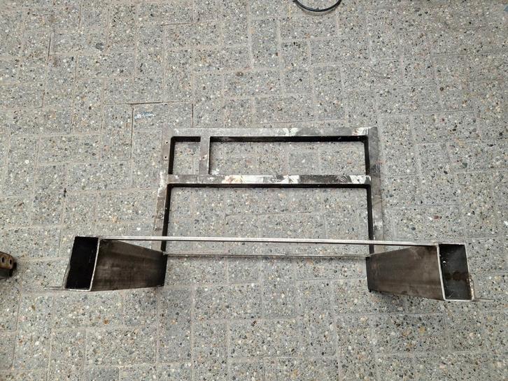 RVS Onderbouw steun voor vrachtwagen of camper i, Caravans en Kamperen, Camper-accessoires, Nieuw, Ophalen