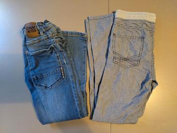 2 broeken, mt 140, €4,- beschikbaar voor biedingen