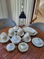 Royal ivory K. P. M. servies, Ophalen