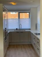Keukenmonteur, Huis en Inrichting, Keuken | Complete keukens, Ophalen of Verzenden, Zo goed als nieuw, Wit, Overige typen