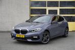 BMW 1-serie 118i Automaat! Sport BJ2020 Lmv 17" | Led | Pdc, 65 €/maand, Gebruikt, Leder en Stof, Origineel Nederlands
