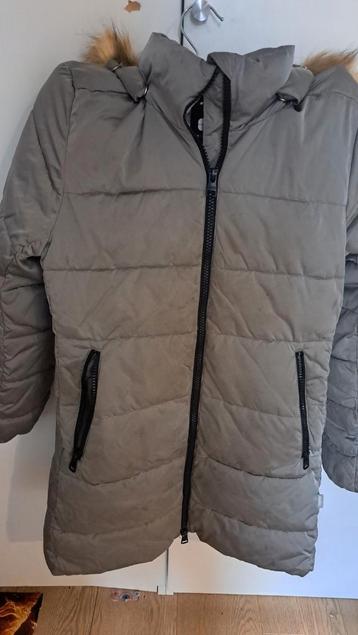 Winterjas meisjes  beschikbaar voor biedingen
