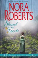 Nora Roberts ~ De Sleutel 03: Sleutel tot de kracht, Boeken, Romans, Ophalen of Verzenden, Zo goed als nieuw, Nora Roberts