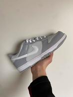 Nike dunk low GS ‘two tone’ maat 36, Kleding | Dames, Schoenen, Nike, Nieuw, Ophalen of Verzenden, Sneakers of Gympen