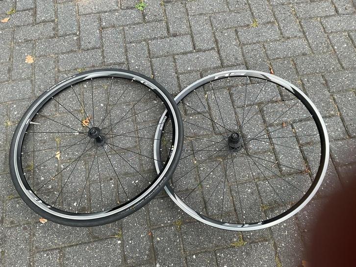 Shimano wielset racefiets, Fietsen en Brommers, Fietsonderdelen, Gebruikt, Racefiets, Wiel, Ophalen of Verzenden
