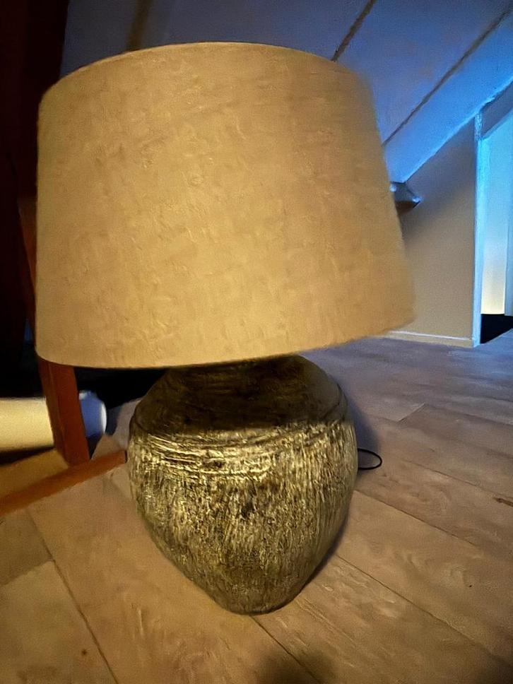 Mooie vintage tafellamp, Huis en Inrichting, Lampen | Vloerlampen, Gebruikt, Minder dan 100 cm, Stof, Ophalen