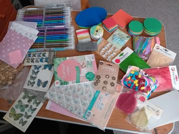 Hobby materiaal  beschikbaar voor biedingen