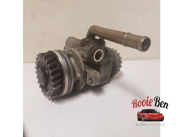 Stuurbekrachtiging Pomp van een Volkswagen Touareg, Gebruikt, -, Volkswagen, -