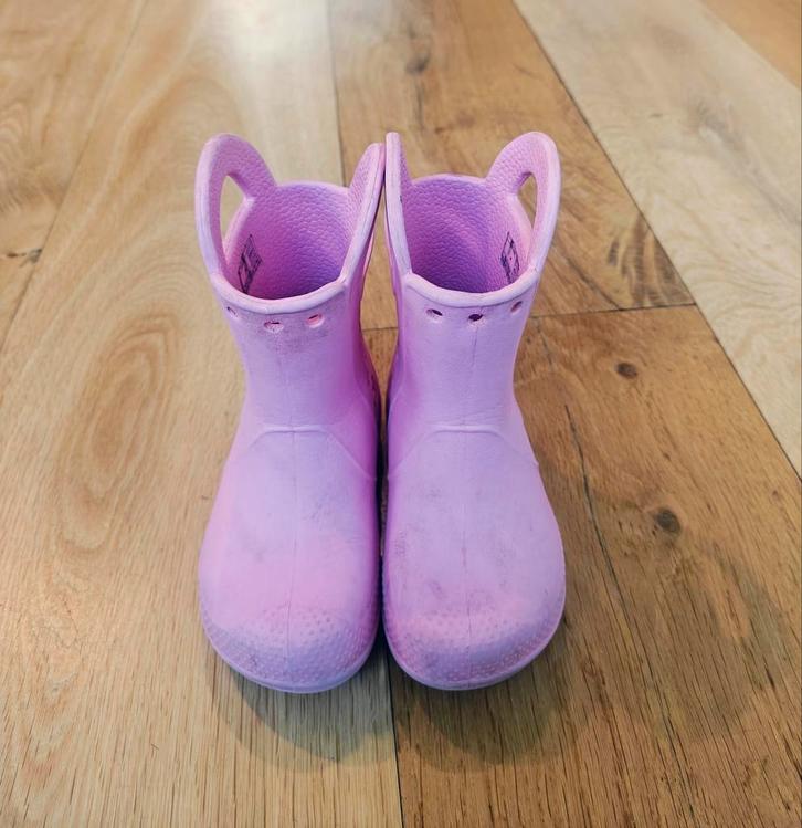 Roze Crocs Regenlaarzen C8 (24/25), Kinderen en Baby's, Babykleding | Schoentjes en Sokjes, Gebruikt, Meisje, Laarsjes, Ophalen of Verzenden