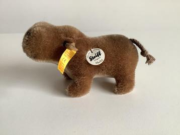 Steiff nijlpaardje "Mocky" met schildje knop en label beschikbaar voor biedingen