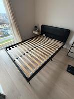 IKEA Slattum bed 140x200 + evt. matras (met vlekken), Huis en Inrichting, Slaapkamer | Bedden, Ophalen, Gebruikt, Zwart, Tweepersoons