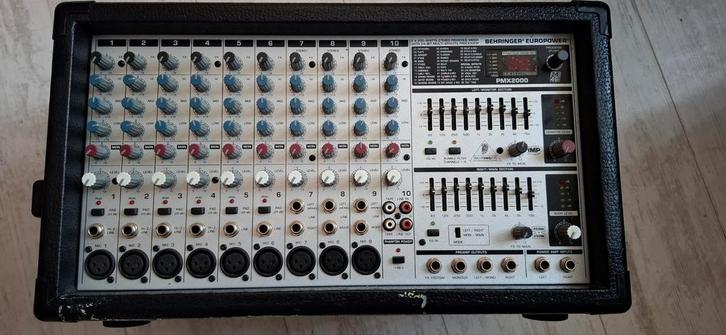 Behringer PMX2000 powered mixer!, Muziek en Instrumenten, Mengpanelen, Gebruikt, 10 tot 20 kanalen, Microfooningang, Ophalen