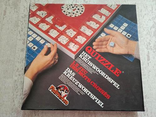 Leuk woorden leg spel QUIZZLE soort scrabble, Hobby en Vrije tijd, Gezelschapsspellen | Bordspellen, Zo goed als nieuw, Een of twee spelers