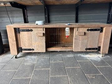 #KOOPJE# Konijnenhok beschikbaar voor biedingen