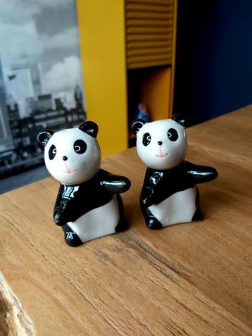 Peper- en zoutstel panda beschikbaar voor biedingen