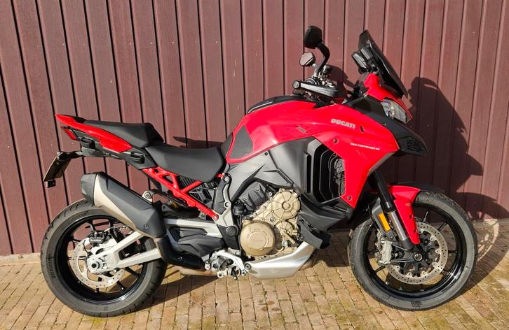 Multistrada V4, 2024, Motoren, Motoren | Ducati, Particulier, Toermotor, meer dan 35 kW, 4 cilinders, Motorrijbewijs A, Ophalen