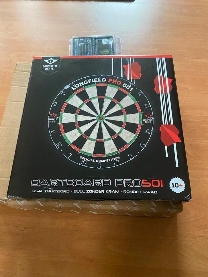 Longfield Pro 501 Dartbord - Nieuw in doos!, Sport en Fitness, Darts, Nieuw, Dartbord met pijlen, Ophalen of Verzenden
