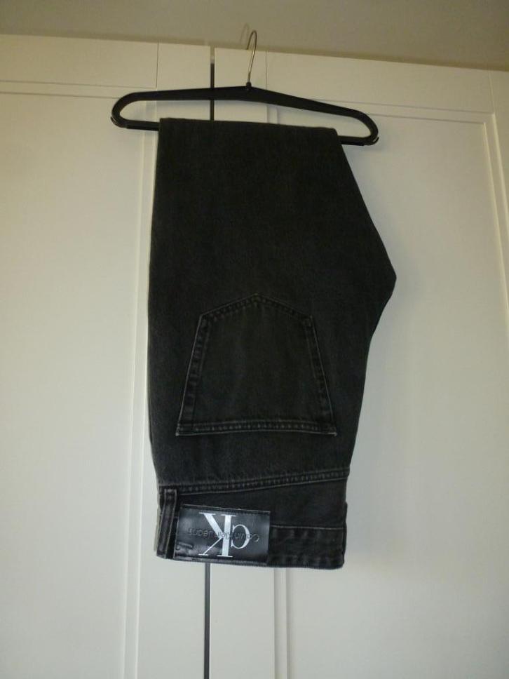 4) Calvin Klein Jeans 32-32 Zwart/Grijs, Kleding | Heren, Spijkerbroeken en Jeans, Nieuw, W32 (confectie 46) of kleiner, Zwart