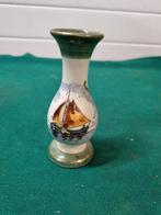 vaasje roelofarendveen met boot, Huis en Inrichting, Woonaccessoires | Vazen, Ophalen of Verzenden, 'T Olde Gre-j, Info@toldegrej.nl