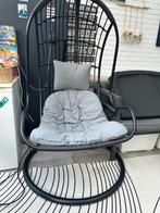 Hangstoel met kussen - ZGAN, Ophalen, Zo goed als nieuw, Metaal