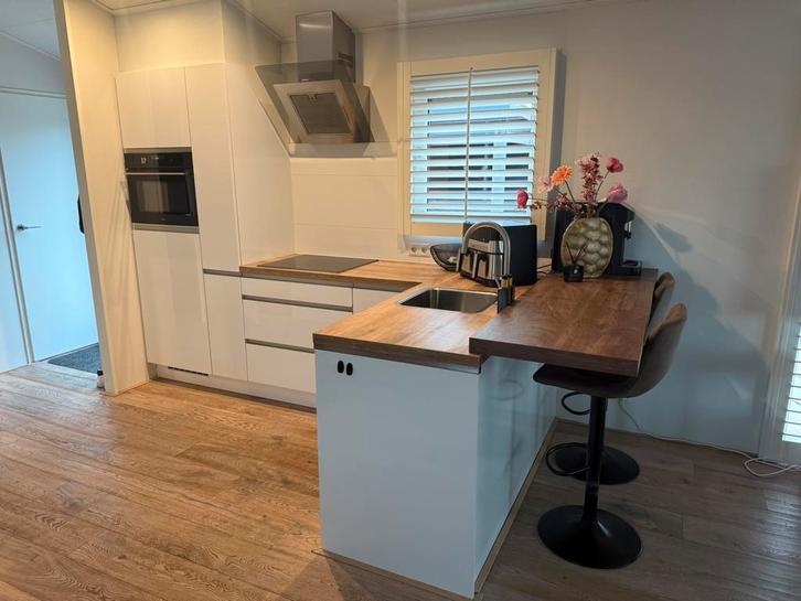 L keuken, Huis en Inrichting, Keuken | Complete keukens, Zo goed als nieuw, Ophalen