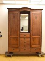 Houten kledingkast 46940