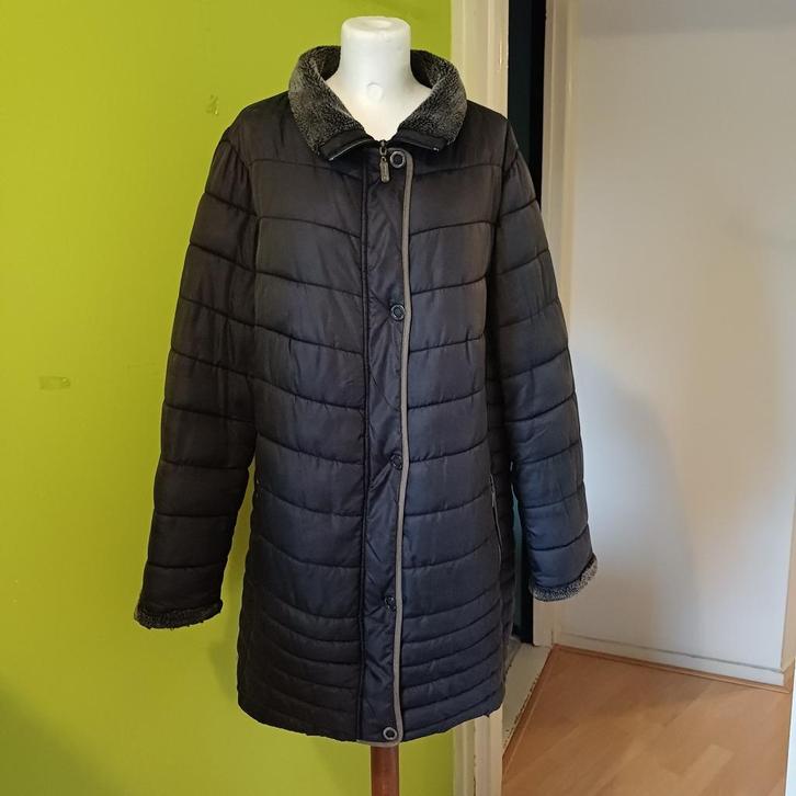 Zwarte winterjas van Barbara Lebek maat 46, Kleding | Dames, Jassen | Winter, Zo goed als nieuw, Maat 46/48 (XL) of groter, Zwart