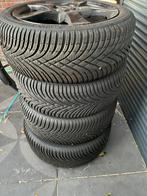 VW Golf Winterbanden op Velgen 225/45 R17, Auto-onderdelen, Banden en Velgen, Ophalen, Gebruikt, Banden en Velgen, 17 inch